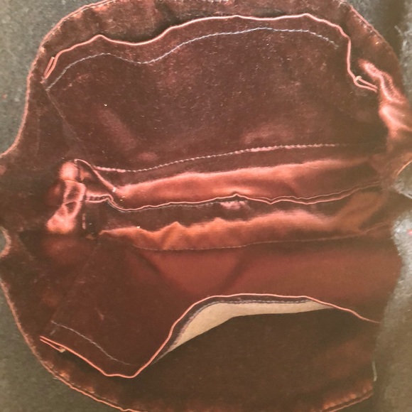 Baabaazuzu Unique Handmade Bag - Picture 6 of 7